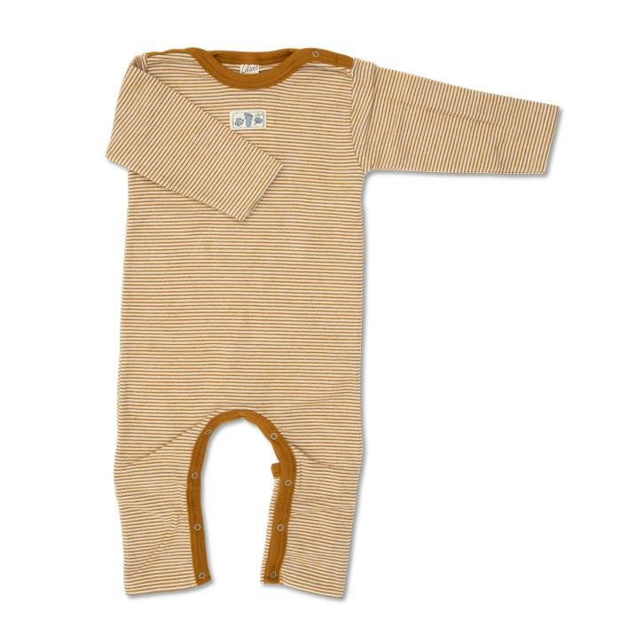 Lilano Anzug mit Beinumschlag – Wolle & Seide, Curry Ringel. Nachhaltig, fair produziert auf der Schwäbischen Alb – beste Qualität für Kinderhaut & Umwelt.