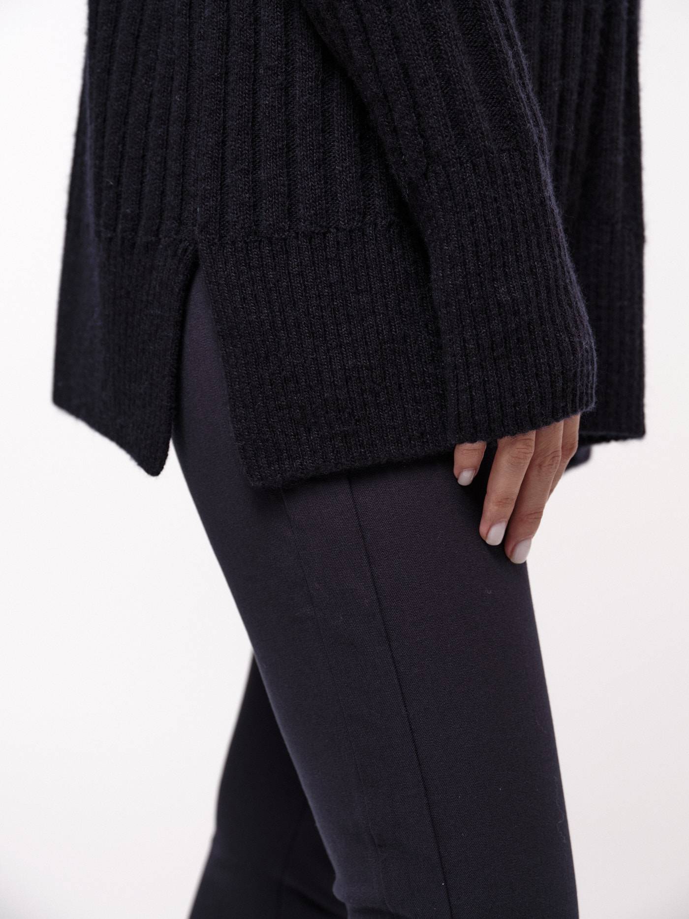 Lanius – Pullover mit Tunnelzug aus Bio-Schurwolle & Bio-Baumwolle, Stehkragen