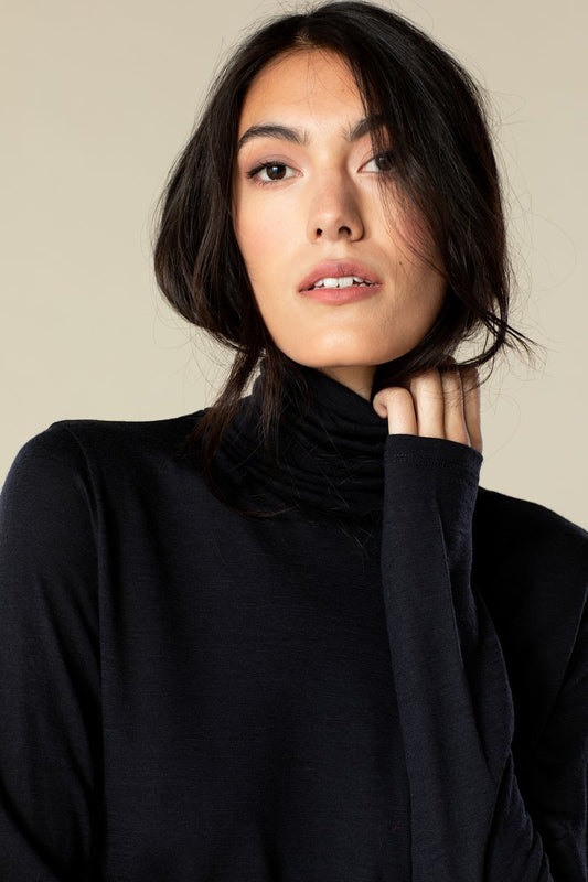 Funktionsschnitt DELIGHT Rollkragenpullover – BLACK | Merino & TENCEL™ Shirt, 50/50