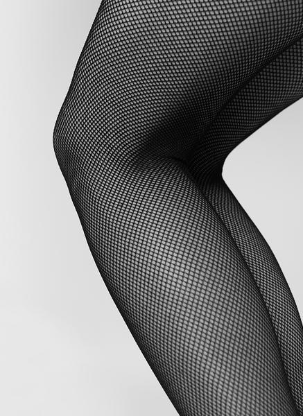 Elvira Netzstrumpfhose Caramel | Nachhaltige Netzstrumpfhose von Swedish Stockings